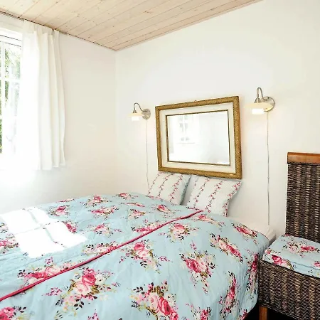 Three-bedroom Holiday In 21 Hemmet